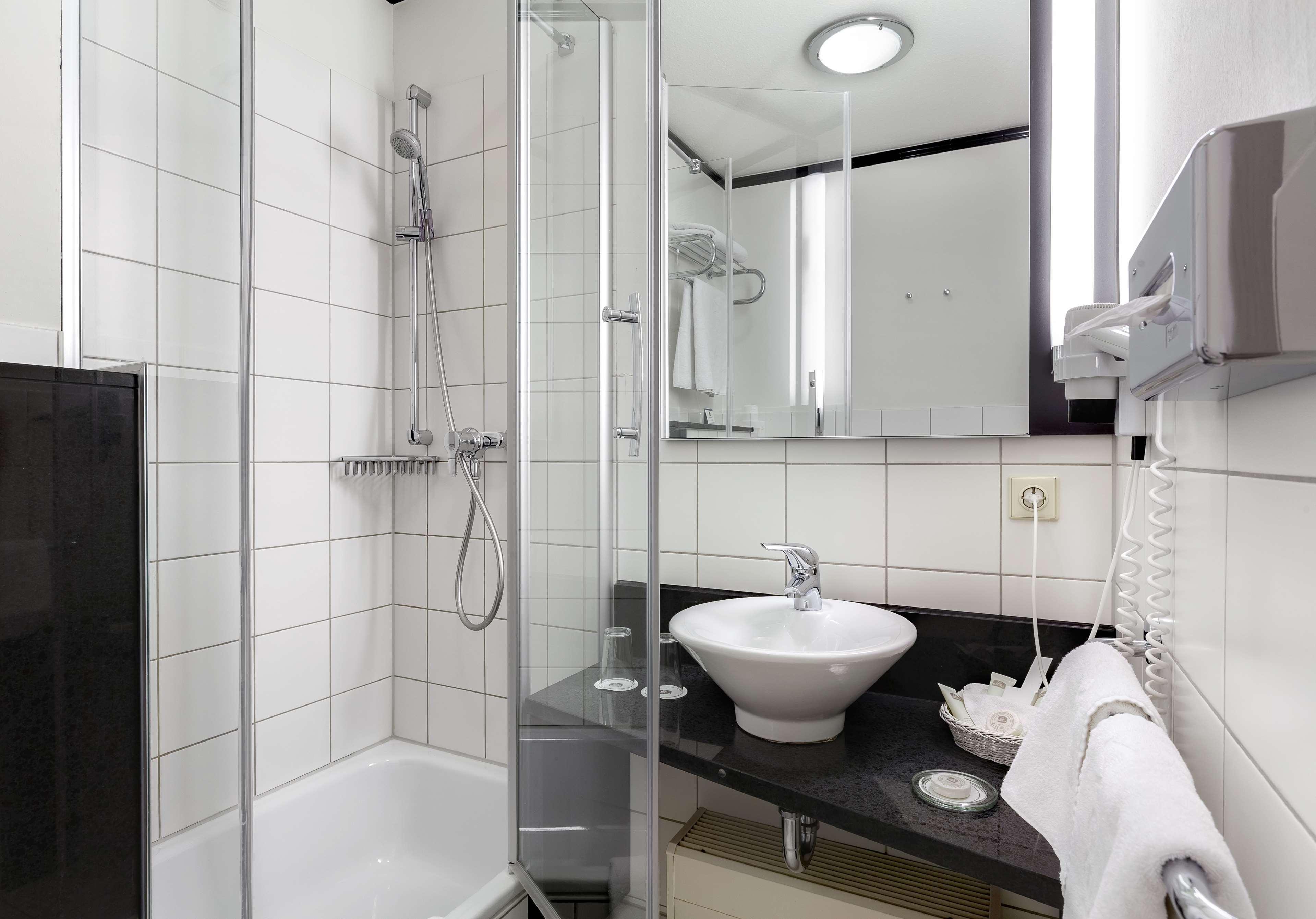 Western West Hotel 3*