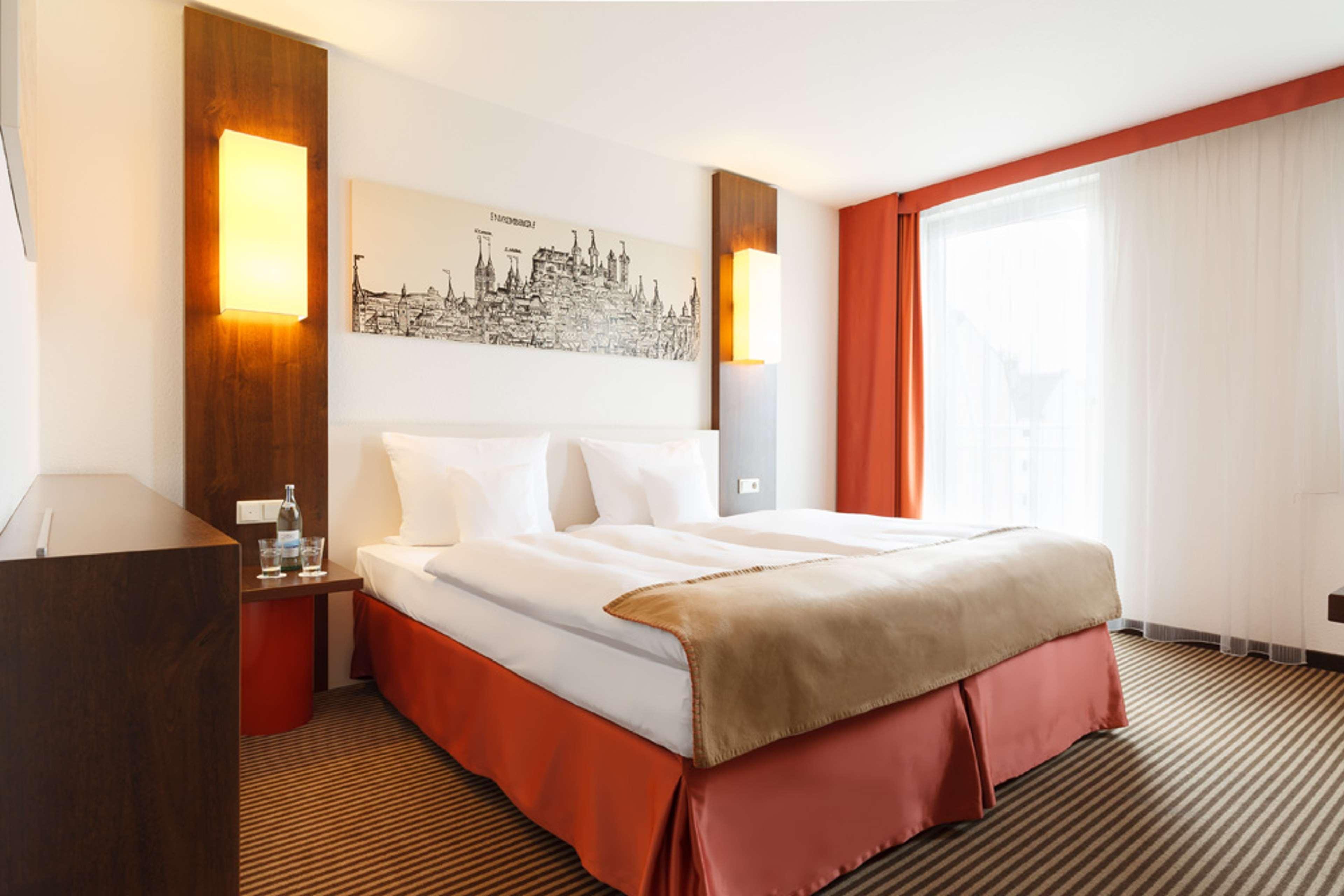Western West 3*