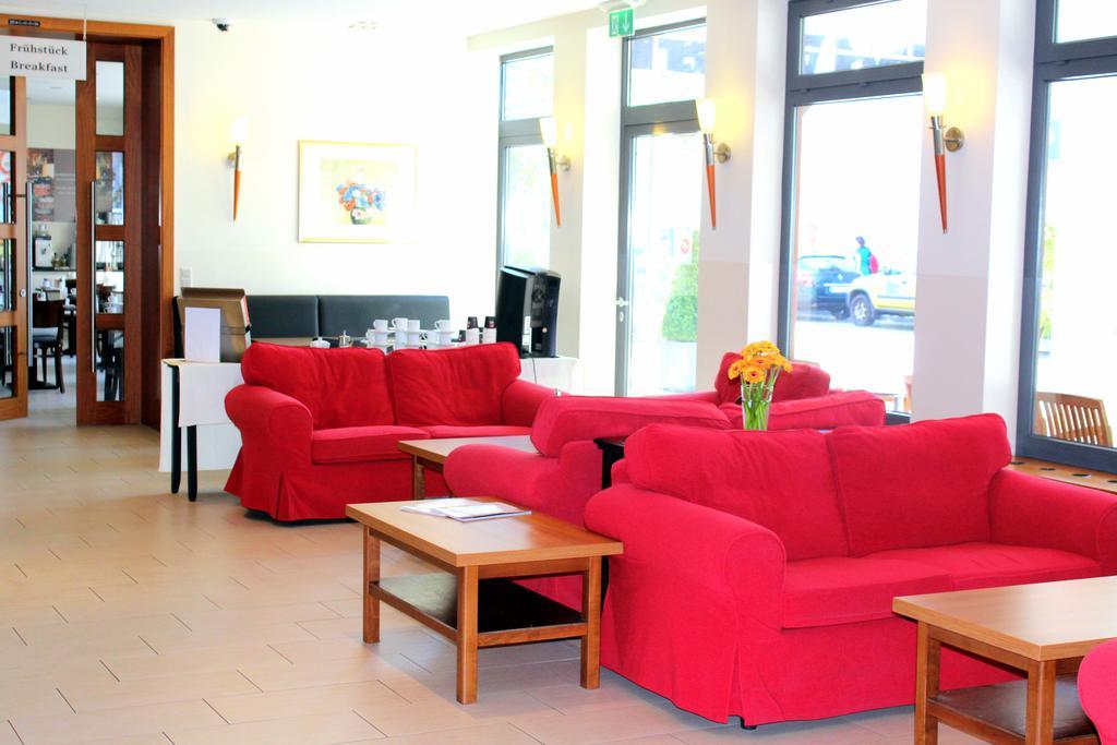 Western West Hotel 3*